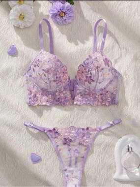 Lace Floral Lavender Bra & Bikini Set - Women Intimates